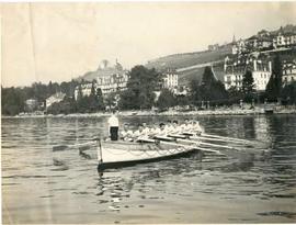 Clarens: Barque avec les rameurs de la section de Montreux