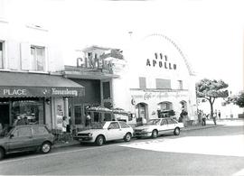 Photographie de la place du Marché, du cinéma et du café de l'Apollo et du Lac