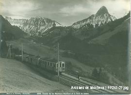 Les Avants: Train Montreux-Oberland bernois (MOB)
